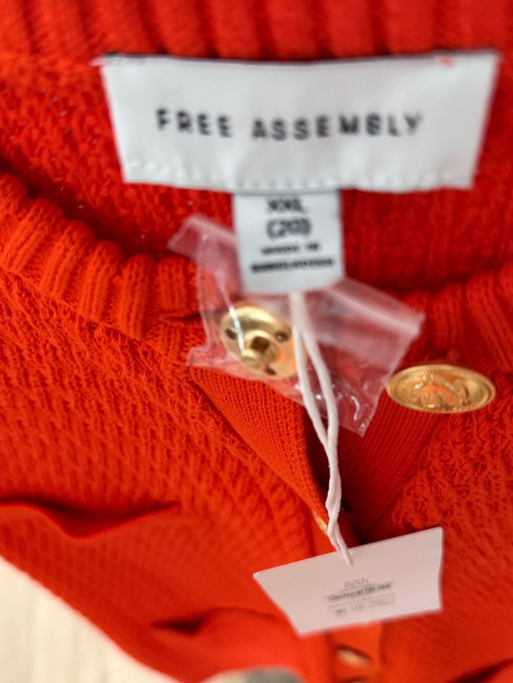 Red Knit Sleeveless Cardigan Vest Made extremely well. - Picture 3 of 3